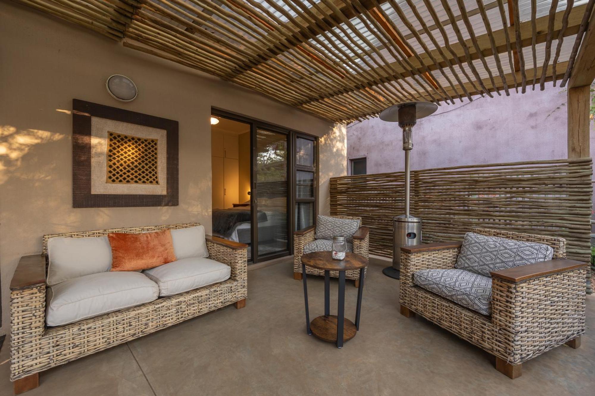 Lodge 54 Hoedspruit Bagian luar foto