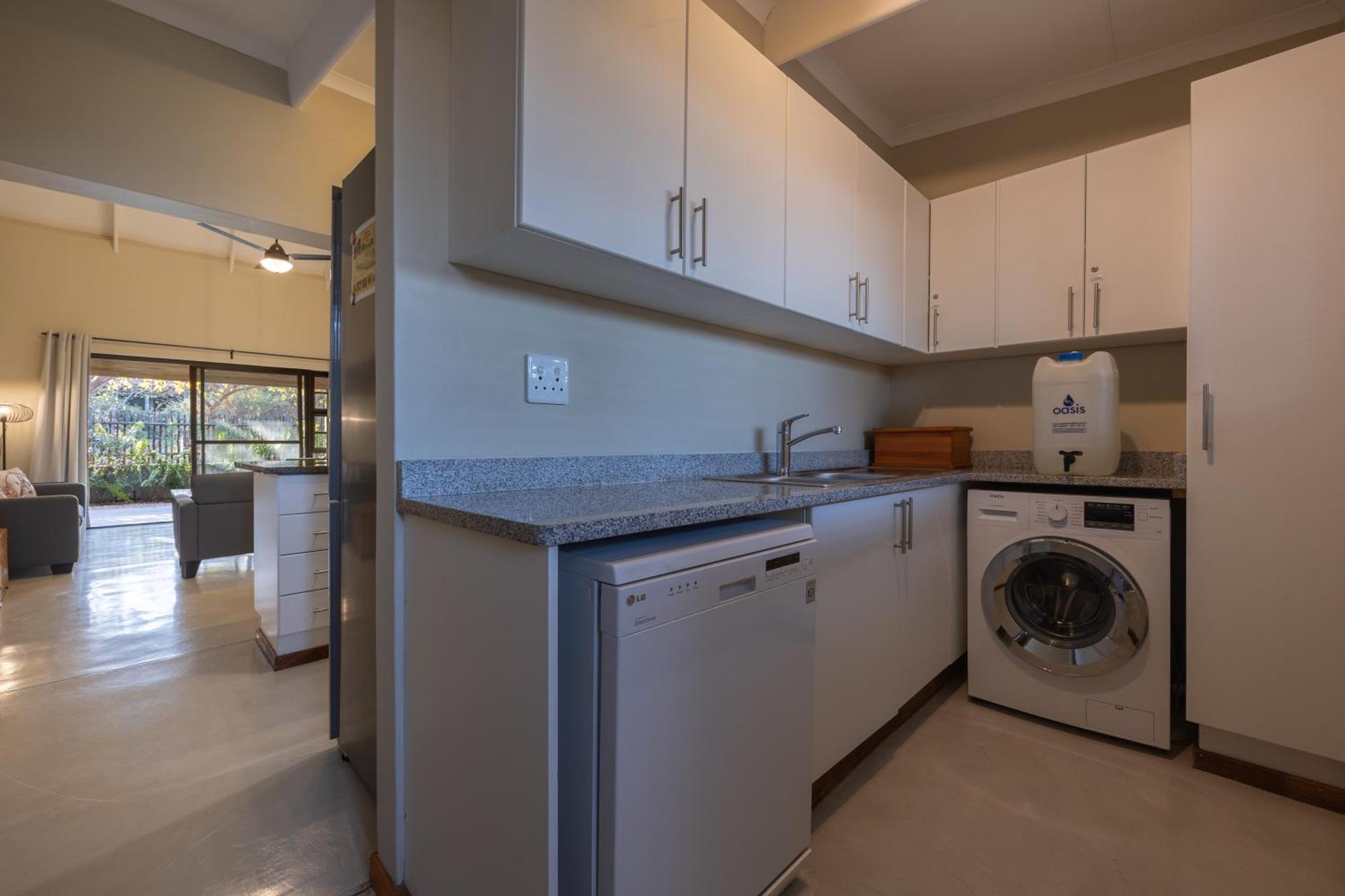 Lodge 54 Hoedspruit Bagian luar foto
