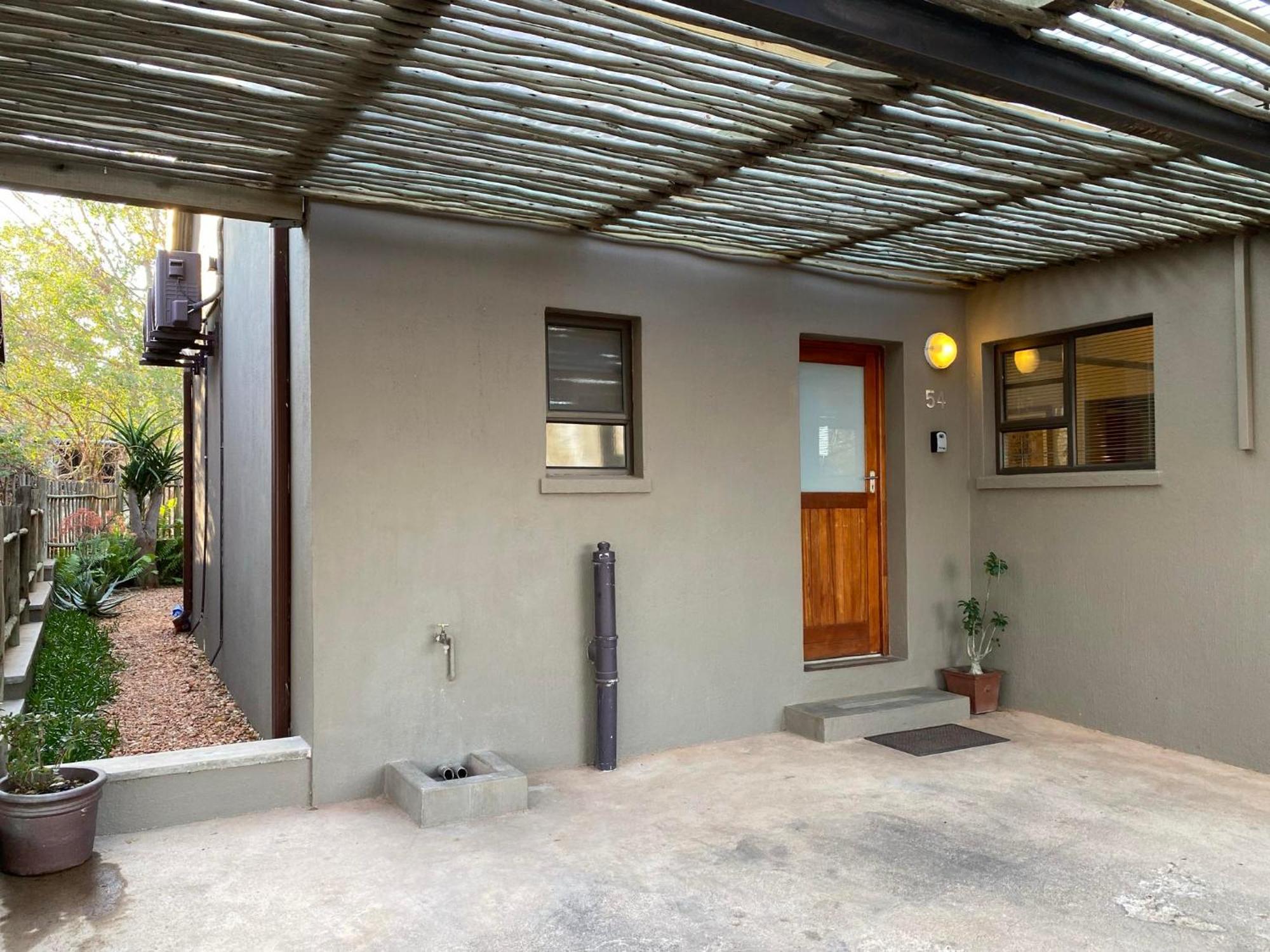 Lodge 54 Hoedspruit Bagian luar foto